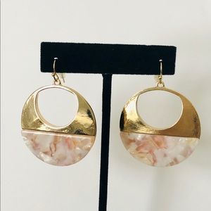 Light Pink Tortoise Shell and Gold Drop Earrings